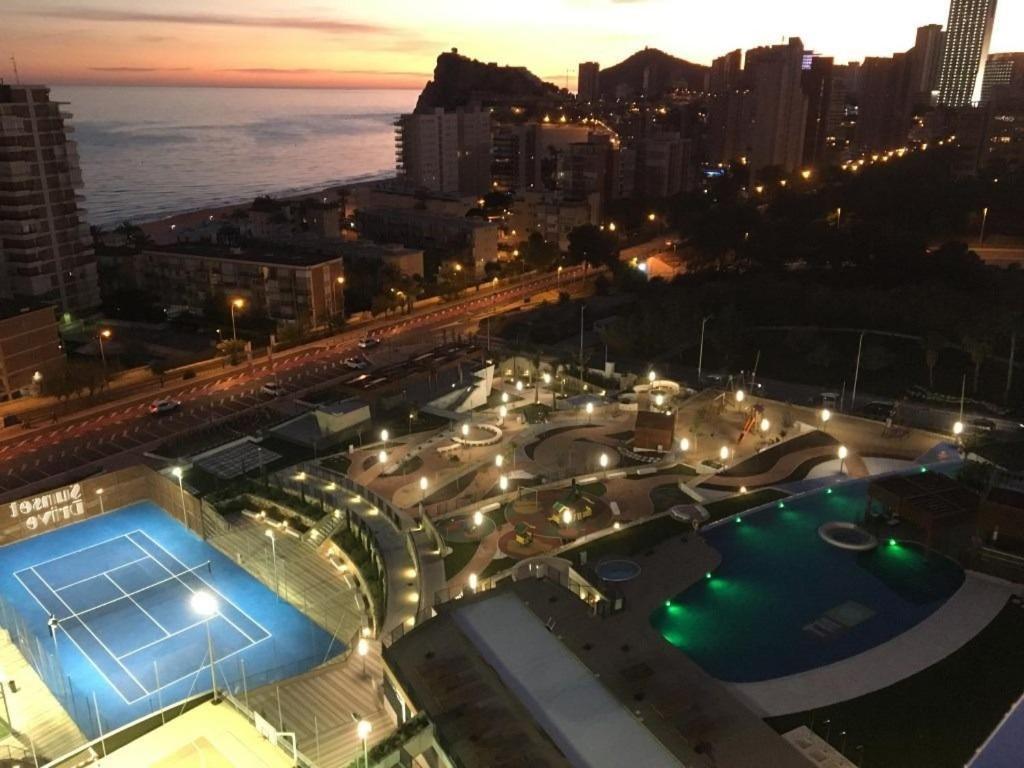 Апартаменты Sunset Drive, Cerca De La Playa Poniente Бенидорм Экстерьер фото